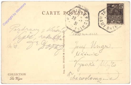 ak156579a Remiremont, La Fontaine du Cygne et les Arcades