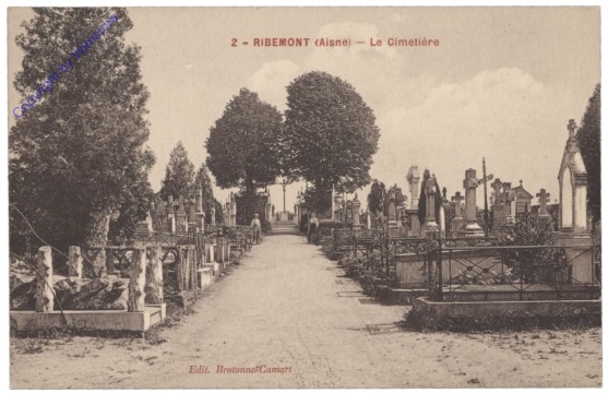 ak156589 Ribemont, Le Cimetiere