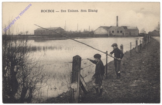 ak156596 Rocroi, Ses Usines. Son Etang