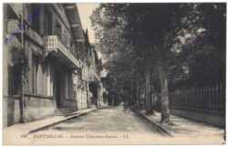 Royan, Avenue Clemence-Isaure