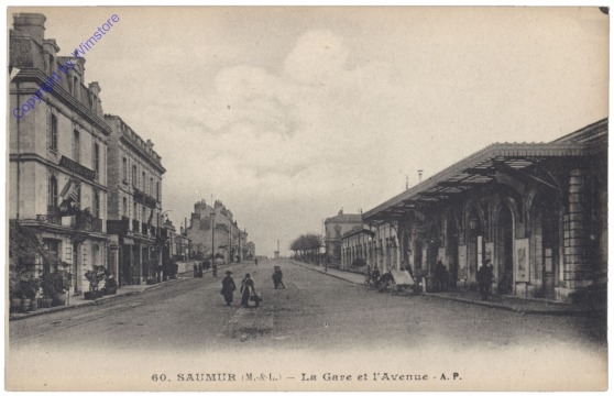 Saumur, La Gare et l'Avenue
