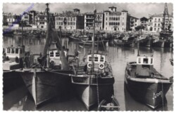 ak156724 Saint-Jean-de-Luz, Le Port