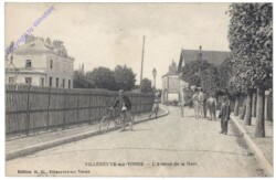 Villeneuve-sur-Yonne, L'Avenue de la Gare