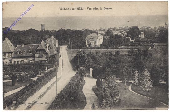 Villers-sur-Mer, Vue prise du Donjon