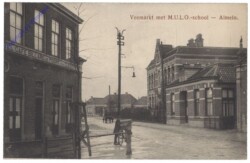 Almelo, Veemarkt met M.U.L.O.-school