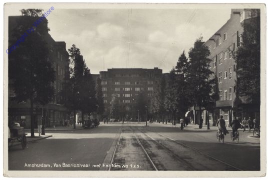 Amsterdam, Van Baerlestraat met Het Nieuwe Huis