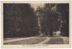 Baarn, Voor het Koninklijk Paleis
