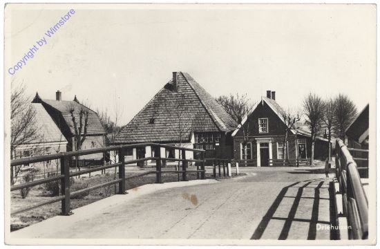 Driehuizen, Ansicht