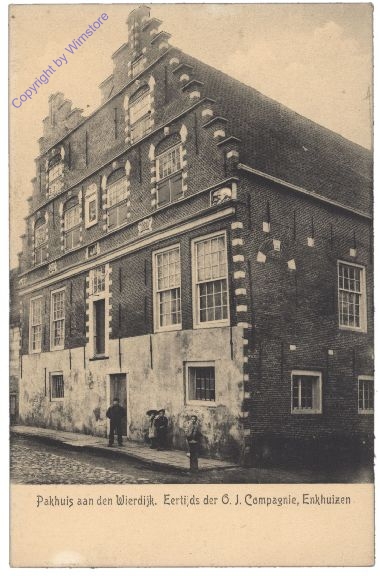 Enkhuizen, Pakhuis aan den Wiedijk