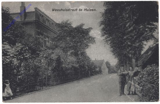 Huizen, Weeshuisstraat