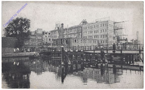 Krommenie, Linoleumfabriek