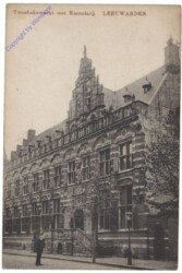 ak158618 Leeuwarden, Tweebaksmarkt met Kanselarij