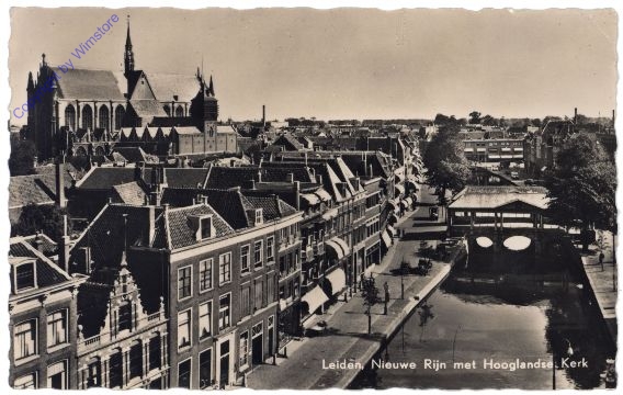 Leiden, Nieuwe Rijn met Hooglandse Kerk