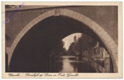 Utrecht, Doorkijk op Dom en Oude Gracht