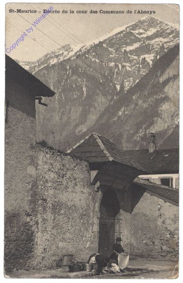 St. Moritz, Entree de la cour des Communs de l'Abaaye