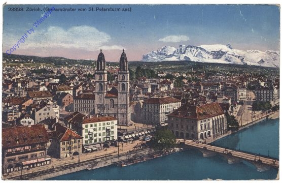 Zürich, Grossmünster vom St. Petersturm aus