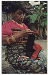 ak161522 Panama, San Blas, Cuna Indian sewing a Mola