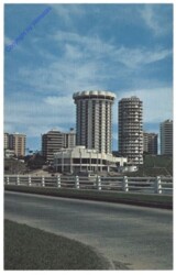 ak161544 Panama, Modern buildings