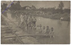 ak162286 Baden im Fluss