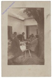 Zusammen sitzen
