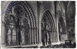 ak164263 Noyon, Les Vitraux de la Salle Capitulaire