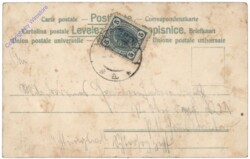 Dame verteilt Ostereier