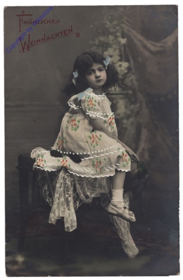 ak164694 Wartendes Mädchen