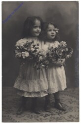 Mädchen mit Blumen