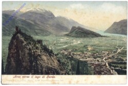 ak165273 Arco, verso il lago di Garda