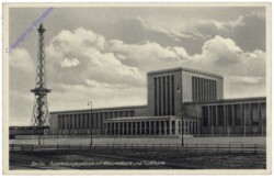 Berlin, Das Ausstellungsgelände mit Masurenhalle und Funkturm