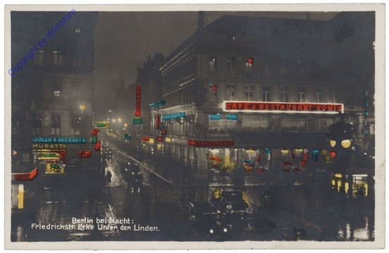 ak165541 Berlin, Unter den Linden, Ecke Friedrichstrasse bei Nacht