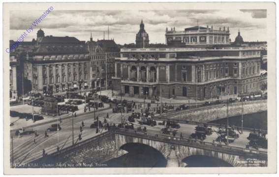 ak165608 Stockholm, Gustav Adolfs torg och Kungl. Teatern