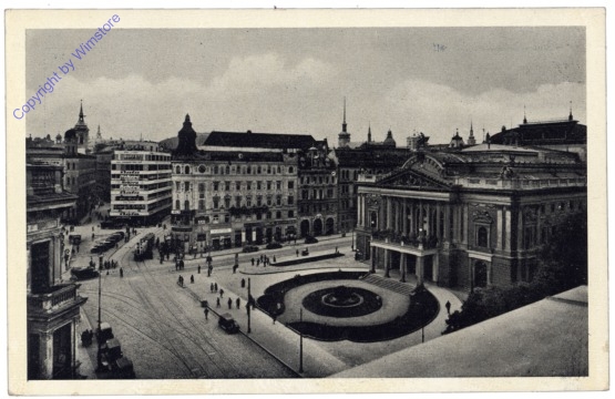 Brno (Brünn), Divadelni namesti