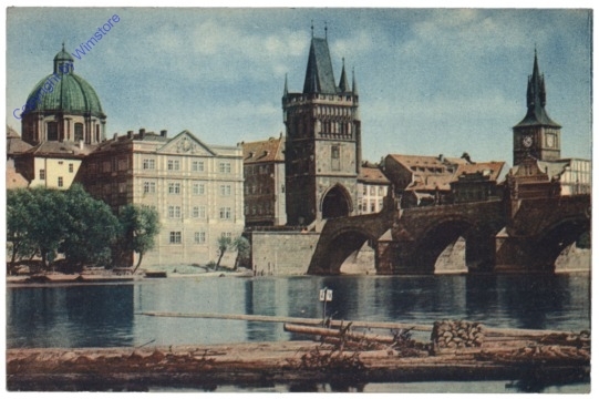 Praha (Prag), Karlsbrücke und das Kreuzherrenkloster