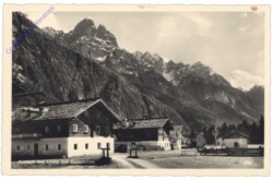 Amlach, mit Dolomiten