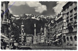 Innsbruck, Maria Theresienstrasse mit Annasäule gegen die Nordkette