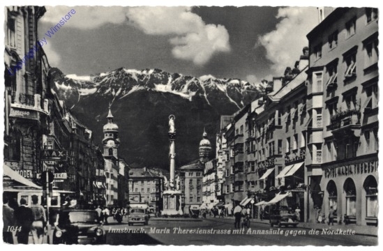 Innsbruck, Maria Theresienstrasse mit Annasäule gegen die Nordkette
