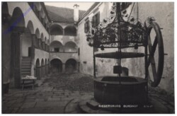 Riegersburg, Burghof