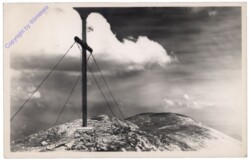 Puchberg, Schneeberg mit Gipfelkreuz