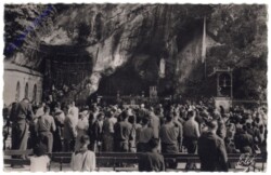 Lourdes, La Grotte
