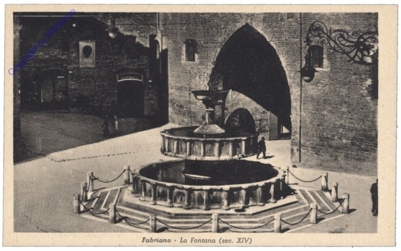 ak167224 Fabriano, La Fontana