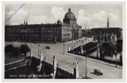 ak167539 Berlin, Schloss und Schlossbrücke