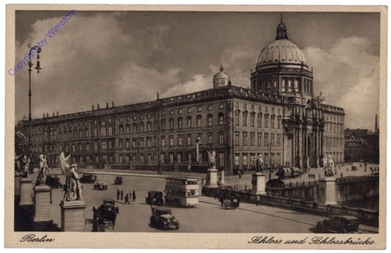 ak167542 Berlin, Schloss und Schlossbrücke