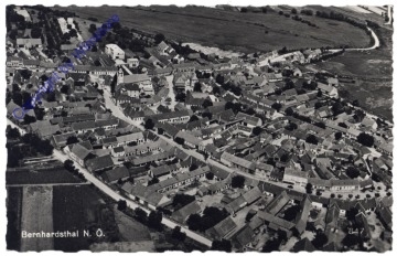 Bernhardsthal, Ortsansicht
