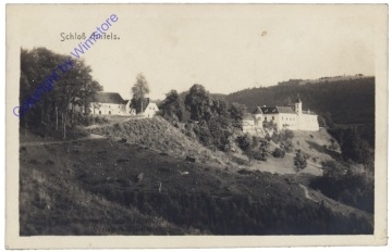 Arnfels, Schloss