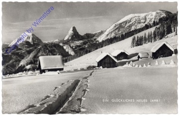 Verschneites Dorf