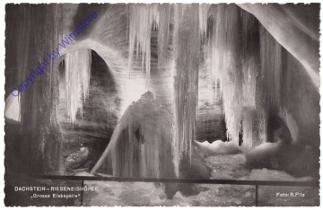 Dachstein-Rieseneishöhle, Grosse Eiskapelle