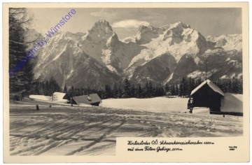 Hinterstoder, Schrenkenzieheralm mit dem Totem Gebirge
