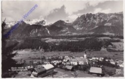 Haus im Ennstal, mit Dachsteingruppe