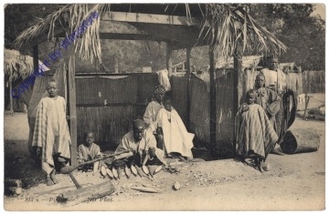 ak170771 Familie in Hütte